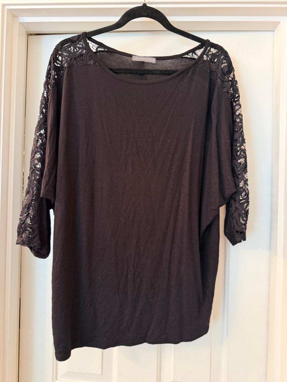 Loveappella Black Crochet Sleeve Short Sleeve Tee